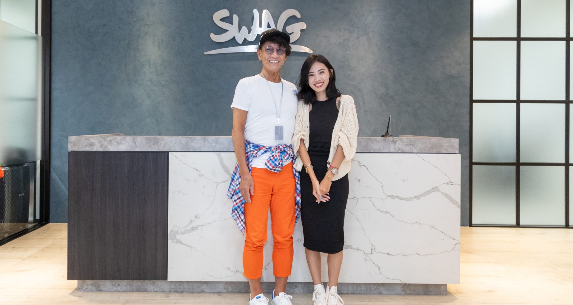 SWAG 震撼組合!加藤鷹合體前輔導長內內 預告用金手指嗨翻直播間 更考慮再次出道 – 央北房產資訊網